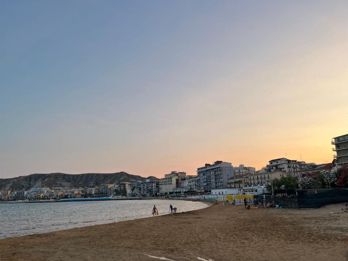 Anyma Home Crotone Esterno foto